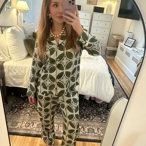 Green Leaf Print Pajama Set